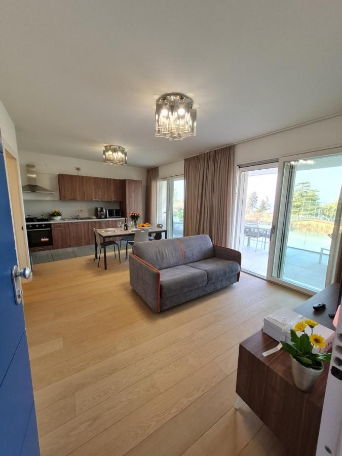 Sole Di Diana Luxury Apartments Пескьера-дель-Гарда Экстерьер фото